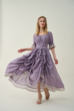 Ruffle Linen Lace Dress in Orchid Medieval Dress Victorian - Etsy Ruffle Linen, French Dress, Linen Fashion, Medieval Dress, Gothic Dress, Dress Evening, Looks Vintage, Trendy Dresses, Linen Dress