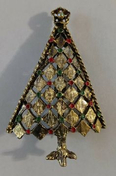 Winter Scenery, Xmas Tree, First Class, Brooch Pin, Brooches, Gold Tones, Christmas Tree, Christmas, Gold