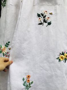 White Linen Dress With Flower and Bee Hand Embroidered Dress - Etsy Turkey Embroidered Flower Dress For Summer, White Butterfly Embroidery Dress For Spring, White Bohemian Embroidered Linen Dress, White Linen Dress With Floral Print, White Linen Floral Print Dress, Spring Cotton Embroidered Dress With Floral Applique, Folk Style Embroidered Linen Dress For Summer, Folk Style Summer Embroidered Linen Dress, Summer Folk Style Embroidered Linen Dress