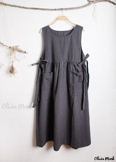 Olivia Mark - Forest Sweet Layered V-Neck Dress with Checkered Cotton Linen, Tie Straps, and Sleeveless Design Apron Dress Pattern, Pinafore Pattern, Cottagecore Clothes, Cottagecore Style, Ankara Style, Apron Dress, Stunning Outfits, Pinafore Dress, Dresses By Length