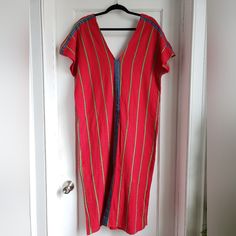 Brand New Zara Trafaluc Cotton Dress. This Confortable Red Dress Is Perfect To Feel Put Together On Summer Or To Take On Your Resort Vacation. Add Sandals And A Hat For The Perfect Beach Look. 100% Cotton, Sturdy Fabric. Size M Red Midi Dress For Beach, Long Red Dress For Vacation, Long Red Dresses For Vacation, Long Red Dress For The Beach, Red Short Sleeve Midi Dress For Summer, Long Red Vacation Dress, Summer Red Midi Dress With Short Sleeves, Red Short Sleeve Maxi Dress For Vacation, Red Tunic Dress For Summer