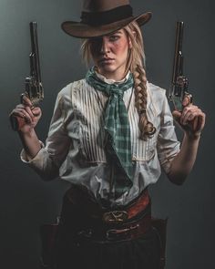 Sadie Adler, Miss Marvel, Wilde Westen, Looks Country