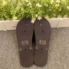 Patterned:Solid colorMaterial:PVCHeel Type:FlatClosure:Slip-onStrap Type:Flip FlopsAll-season:SummerPrinting Type:No PrintingHeel Hight:Flat HeelStyle:CasualItem ID:RL96378 Black Non-slip Flip Flops For Vacation, Non-slip Black Flip Flops For Vacation, Non-slip Black Flip Flops For Beach, Black Flip Flops For Summer Swimming, Beach Slides, Black 7, Types Of Printing, Flip Flops, Slides