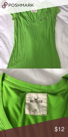 Hollister green v-neck tee Hollister green v-neck tee. Perfect condition, never worn. Hollister Tops Tees - Short Sleeve Green Cotton V-neck Tank Top, Green Scoop Neck T-shirt For Spring, Green Scoop Neck T-shirt For Summer, Hollister Tops, V Neck Tee, Hollister, V Neck, Green, Fashion Design