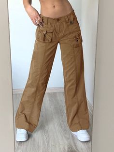 Description Material Polyester Style Casual Fit Type Slim Fit Pattern Type Solid color Length Long Pants Type Slim Fit Season All Time Size S.M.L Size & Fit Size Guide (unit m) Size US Inch Length Hips Waist Thigh S 4 27 104 98 68 59 M 6 28.5 105 102 72 60 L 8 30 106 104 76 61 Note: The size may have 1-3cm differs to manual measurement please note when you mearsure. Free Return & Exchange Y2k Fashion Pants, Streetwear Fashion Jeans, Pocket Cargo Pants, Oversized Pants, Style Cargo, Loose Jeans, Trouser Style, Cargo Jeans, Type Of Pants