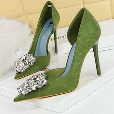 Rhinestone Banquet Beautiful High Heels Green Rhinestone Heels For Wedding, Green Rhinestone Wedding Heels, Green High Heels With Rhinestones, Formal Green Heels With Rhinestones, Glamorous Green Heels With Rhinestones, Green Rhinestone Heels, Wedding Toes, Heels Rhinestone, Fancy Footwear