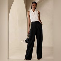 New Without Tags, Never Worn Item. Versatile And Exquisitely Tailored, This Wide-Leg Pant Makes Lightweight Mastery From Luxurious Linen Fused With Drapey Viscose. Linen Is Naturally Breathable And Stays Cool And Fresh, Even As The Temperatures Climb. Wide-Leg Fit: High Waisted. Straight From Hip To Thigh, Wide Leg. Slight Barrel Shape. From Italy's Comatex Mill: Home To Some Of Italy's Most Renowned Artisans, The Lanificio Comatex Creates Beautiful And Luxurious Fabrics. Zip Fly With Button Clo Wide Linen Pants, Linen Blend Pants, Petite Shorts, Wide Leg Linen Pants, Banana Republic Pants, Luxury Linen, Pleated Pants, Banana Republic Dress, Linen Clothes