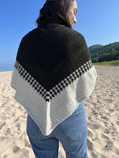 Ravelry: Cedarwood Shawl pattern by Allison Schmidt