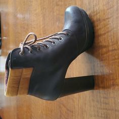 Gorgeous Never Worn European High Heel Leather Boots. Platform 1". Size 37. High Heel Leather Boots, Leather High Heel Boots, Leather Boots Heels, Boots Platform, Heel Ankle Boots, Heeled Ankle Boots, High Heel, Leather Boots, Bootie Boots