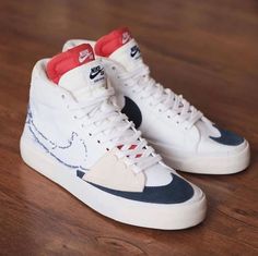 Sneaker Head Men, Nike Shoes Photo, Nike Sb Blazer, Zara Sneakers, Nike Shoes Air Force, Pretty Shoes Sneakers, All Nike Shoes, Fresh Shoes, Hype Shoes