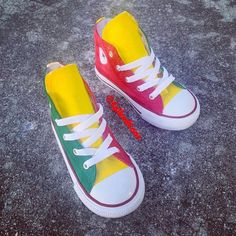 Custom converse painted red green and yellow original white converse are used...... Casual Hand Painted Red Sneakers, Casual Red Hand Painted Sneakers, Hand Painted Yellow Casual Sneakers, Casual Hand Painted Yellow Sneakers, Converse Painted, Customized Sneakers, Rasta Style, Converse Red, Roanoke Va