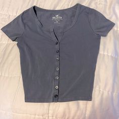 Great Condition! Never Worn. Hollister Tops Aesthetic, Hollister Babydoll Top, Light Pink Hoodie, Hollister Crop Tops, Hollister Tank Tops, Hollister Blue Babydoll Top, Hollister Hoodie, Mom Dr, Hollister Shirts