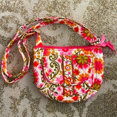 Never Used Retro Pink Bags For Summer, Retro Pink Bags For Spring, Retro Pink Summer Bags, Retro Pink Cotton Bag, Vintage Pink Bag For Spring, Vintage Pink Bags For Spring, Pink Floral Print Cotton Bag, Pink Cotton Bags For Spring, Vera Bradley Lunch Bags