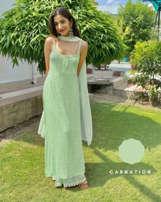 Strappy Chikankari Sets – Inayakhan Shop Crop Top Outfits Indian, Simple Indian Suits, Floral Palette, Indian Dress Up, Indian Fits, Couple Wedding Dress, Wedding Lehenga Designs, Desi Fits, Traditional Indian Dress