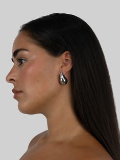 1 1/4" long, 18mm wide (at widest point) oversized hollowed droplet earring. Comfortably lightweight. Tarnish resistant jewelry you don’t have to take off. Continuous wear while maintaining its finish.GOLD: Not to be confused with regular gold plated jewelry– this is a long-lasting, durable layer of rich, 18k gold over high-quality stainless steel. 100% hypoallergenic materials that do not contain nickel or lead. No copper, brass, or any other metals prone to oxidation, so you won't turn green.S Droplet Earrings, Gold Piece, Gold Drop Earrings, Womens Clothing Stores, Gold Plated Jewelry, Jewelry Plate, Business Women, 18k Gold, Gold Plate