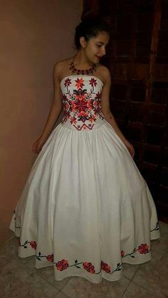 Traditional White Sleeveless Dress, Traditional White Dress With Fitted Bodice, Mexican Quinceanera, Mexican Quinceanera Dresses, Mexican Wedding Dress, Quinceñera Dresses, Mexican Fashion, Quince Dress, Mexican Dress