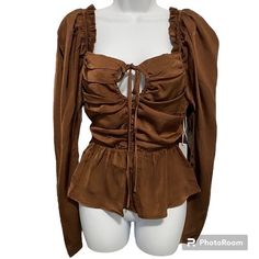 Versatile And Gorgeous Ruched Brown Peplum Long Sleeve Blouse. Wear It On Or Off The Shoulder Or Tied Halter Top Style Or Tied In Front. Side Zipper. Good Amount Of Stretch On Back. 100% Polyester. Measures: Chest (Pit-To-Pit): 17" Length : 21" Sleeves: 28.5" Measurements Taken Laid Flat And Are Approximate. Yellow Long Sleeve Dress, Orange Blouse, Haute Hippie, Peasant Style, Yellow Blouse, Puff Sleeve Top, Long Sleeve Shirt Dress, Sleeves (women), Red Blouses