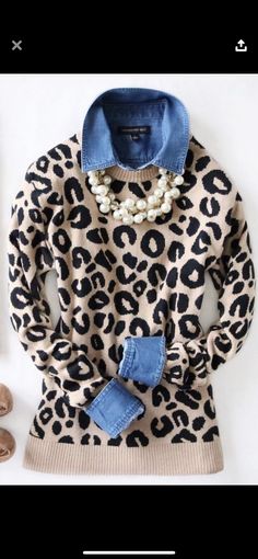 Styling Blazers Women, Leopard Print Sweater Outfit, Print Sweater Outfit, Blazers Women, Outfits Matching, Leopard Print Sweater, Sweater Outfit, Over 50 Womens Fashion, Easy Trendy Outfits