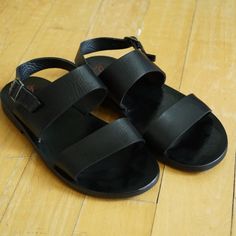 Agnes B. Leather Sandals In Great Condition. Please See The Photos. Black. Eu41 Black Leather Sandals, Flip Flop Sandals, Leather Sandals, Flip Flops, Shoes Sandals, Black Leather, Men's Shoes, Man Shop, Sandals