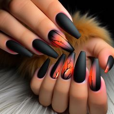 Classy Baddie Nails, Black Halloween Nails, Horror Nails, Classy Baddie, Witchy Nails, Nail Vinyls, Chrome Nails Designs, Halloween Acrylic Nails