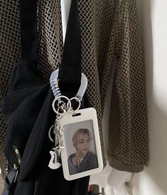 #straykids #aesthetic #skz #stay Kpop Bag, Aesthetic Skz, Straykids Aesthetic, Skz Stay, Pop Collection, Foto Ideas Instagram, Essential Bag