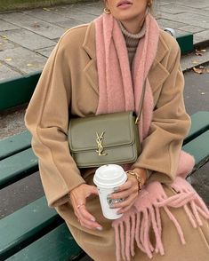 Vinter Mode Outfits, Fashion 60s, Winter Mode Outfits, Fashion Moodboard, Looks Party, Mode Casual, Winter Fits, Winter Mode, Mode Inspo