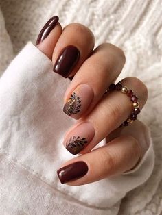 Basic Fall Nails: Your Ultimate Guide for Autumn Manicures Fall Leaf Nail Art, Nail 2023, Trend Nails, 2023 Nail, 2023 Nails, Fall Manicure, Fall Gel Nails, Square Nail Designs, Fall Nail Art Designs