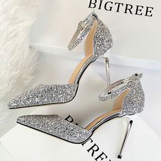 Brand Name: BIGTREEHeel Type: Thin HeelsOrigin: CN(Origin)Upper Material: Sequined ClothToe Shape: Pointed ToeWith Platforms: NoHeel Height: Super High (8cm-up)Pump Type: BasicFit: Fits true to size, take your normal sizeStyle: sexyFashion Element: BlingLining Material: PUSeason: Spring/AutumnOutsole Material: RubberClosure Type: Buckle Strapis_handmade: YesPattern Type: SolidInsole Material: PUOccasion: WeddingItem Type: PumpsModel Number: 829-3Gender: WOMEN Party Shoes Women, Hak Tinggi, Heels Summer, Wedding Pumps, Women Heels, Pumps Heels Stilettos, Gold Shoes, Elegant Shoes, Prom Shoes