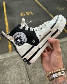 Converse Design, Chunky Platform Sneakers, Converse Platform, Cute Converse, All Star Shoes, Preppy Shoes, Pretty Shoes Sneakers, Cute Nike Shoes