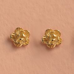 ❖ ONE PAIR! 14k gold (REAL GOLD!) rose flower stud earrings.  These flower earrings will look great with any outfit! Minimalist and simple, great for everyday wear yet noticeable, and will upgrade any look. ➤ Features: ♦ SOLID 14k Gold Stud Earrings ♦Material: Available in 14k solid rose gold / 14k solid yellow gold [shiny or matte finish]. ♦Rose Size: wearing surface: 5.34mm = 0.21 inch approximately ♦Post length: 0.4 inch (10mm) / 20 gauge (wire thickness). Perfect for a variety of piercing lo Rose Gold Flower Earrings In 14k Gold, 14k Rose Gold Flower Earrings, Gold Rose Design Earrings For Anniversary, Rose Gold 14k Gold Flower Earrings, Formal Gold Earrings With Rose Design, Formal Gold Flower Earrings With Rose Design, Gold Rose Earrings For Gift, Yellow Gold Rose Design Earrings As Gift, Gold Rose Flower Earrings