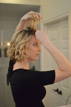 how to create curls that last on a long bob - step by step tutorial Curling A Bob, Hair Waves Long, Ways To Curl Hair, Curling A Bob Haircut, Long Hair Curls, Sister Golden Hair, Kids Bob Haircut, Hairstyle For Kids, A Bob Haircut