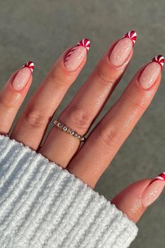 christmas nail designs, christmas nail art, christmas nail ideas, christmas nail design, christmas nails 2021, christmas nails acrylic, christmas nails simple, christmas nails design, christmas nails 2022, christmas nails idea, christmas nails easy, christmas nails art, christmas nails red, christmas nail acrylic, christmas nail ideas acrylic, christmas nail 2022, christmas nail art design, christmas nail art designs French Tip Christmas Nails, French Tip Christmas, Short Christmas Nail Designs, Christmas Nail Colors, Candy Cane Nails, Red Christmas Nails, French Tip Nail Designs, Holiday Nail Designs, Plaid Nails