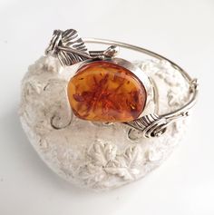 classic amber silver bracelet Baltic Amber Jewelry, Antique Bracelets, Amber Bracelet, Box Clasp, Amber Jewelry, Amber Color, Baltic Amber, Silver Frame, Handmade Sterling Silver