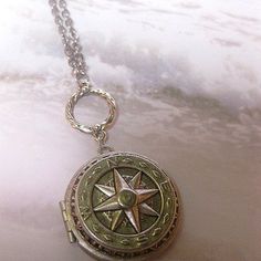 Vintage Round Compass Jewelry, Compass Design Locket Necklace As A Gift, Compass Design Round Pendant Locket Necklace As Gift, Vintage Compass Design Jewelry Gift, Adjustable Round Compass Design Jewelry, Adjustable Compass Design Round Jewelry, Compass Design Medallion Locket Necklace As Gift, Vintage Compass Design Round Pendant Jewelry, Vintage Round Compass Pendant Jewelry