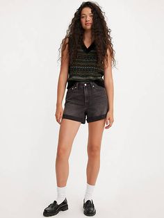 A vintage-inspired flattering fit featuring the higher-than-high rise that made the '80s the fashion decade we can’t stop talking about. Think of these Rolled '80s Mom Shorts as your parent’s shorts, but better. A vintage, 80s-inspired fit Featuring a 10” high rise A-line leg opening designed to flatter your legs With a rolled hem design We made this garment with post-industrial recycled cotton 80s Mom, Fashion Decades, Black Levis, Stop Talking, Mom Shorts, Rolled Hem, Recycled Cotton, Vintage Look, The Fashion