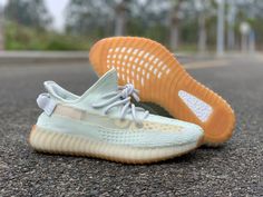 Yeezy Boost 350 V2 'Hyperspace' Review Hyperspace Outfit, Yeezy Hyperspace, Men Street Outfit, Kanye Fashion, Men Adidas, Light Grey Color, Grey Color Scheme, Yeezy Boost 350 V2, Yeezy 350