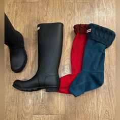 Excellent Condition, Only Worn A Handful Of Times. Comes With 2 Pairs Of Boot Socks, 1 Red 1 Teal Black Ankle-high Winter Socks, Black Ankle-high Socks For Winter, Black Outdoor Socks For Fall, Black Fall Outdoor Socks, Hunter Shoes, Women Hunters, Boot Socks, Winter Rain, Rain Boots