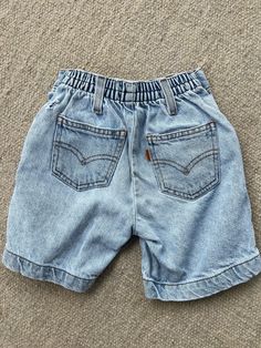 Adorable 90's kids Jean shorts. Size 5. Excellent condition. Short Playwear Shorts With Pockets, Short Shorts With Pockets For Playwear, Retro Light Wash Shorts With Pockets, 90s Style Bottoms With Built-in Shorts, Retro Light Wash Short Bottoms, Retro Light Wash Shorts, Spring Playwear Shorts With Pockets, 90s Style Shorts With Pockets For Summer, Vintage Summer Shorts With Pockets