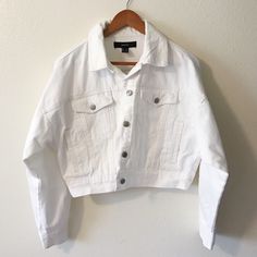 White Button-up Denim Jacket For Day Out, Trendy White Button-up Cropped Jacket, Trendy White Cropped Jacket With Button Closure, Casual White Button-up Cropped Jacket, Trendy White Cropped Denim Jacket, White Cropped Denim Outerwear, Casual White Cropped Jacket For Spring, White Button-up Denim Jacket For Summer, White Cropped Denim Jacket For Spring