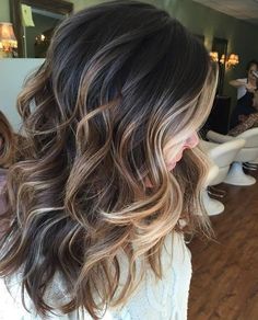 Perfectly blended brunette balayage Hairstyles Ideas for Fall - Winter Tmavý Blond, Beautiful Brunette, Fall Hair Color For Brunettes, Brunette Balayage Hair, Long Wavy Hair