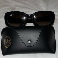 Brand New Never Worn Black Eyeglasses Frames, Ray Ban Sunglasses Women, New Wayfarer, Ray Ban Glasses, White Sunglasses, Ray Ban Eyeglasses, Ray Ban Aviators, Round Eyeglasses, Oval Sunglasses