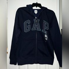 Gap Men’s Zip Up Hooded Sweatshirt Hoodie Nwt Xs Navy Blue Gap Sweatshirt With Double-lined Hood For Streetwear, Sporty Gap Sweatshirt With Adjustable Hood, Gap Sporty Fleece Sweatshirt, Sporty Hooded Sweatshirt By Gap, Sporty Hooded Gap Sweatshirt, Gap Fleece Sweatshirt For Streetwear, Gap Hoodie For Winter Streetwear, Gap Hoodie For Streetwear, Gap Winter Sweatshirt With Double-lined Hood