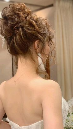 Cute Prom Hairstyles, Simple Prom Hair, Ball Hairstyles, Hoco Hairstyles, Hairdos For Curly Hair, Hair Stylies, Hoco Hair, Formal Hairstyles, Aesthetic Hair