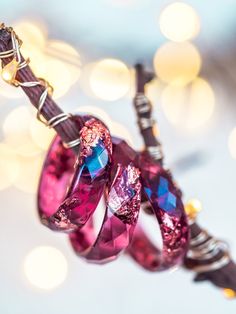 A beautiful faceted dark Plum, burgundy resin ring with rose gold metallic flakes inside. This resin ring is perfect for stacking! It's faceted all the way around and it is so comfortable to wear. All my resin rings are handmade with self-made molds. they are also hand-sanded and polished, to be smooth and comfortable to wear. Given the nature of the resin, my rings may contain tiny bubbles and imperfections, but I always try to make them as perfect as possible. MEASUREMENT Width: 6mm/0.24in Thi Resin Bangle Jewelry For Gifts, Resin Bangle Jewelry Gift, Handmade Rose Gold Resin Jewelry, Party Resin Ring Jewelry, Thumb Rings For Women, Rings For Women Unique, Resin Rings, Promise Rings For Her, Resin Ring