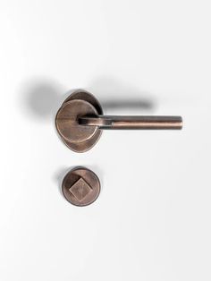 Discover the premium collection of luxury hardware brands at MiandGei. Elevate your residential or commercial space with our exquisite designs. Shelf Brackets Bathroom, Champagne Bronze Bathroom, Polished Nickel Bathroom Hardware, Bronze Kitchen Hardware, Champagne Bronze Kitchen, Bronze Bedroom, Brass Bedroom, Brass Kitchen Hardware, Bathroom Knobs