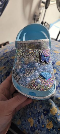 Rhinestone Crocs - Etsy Blinged Crocs, Croc Ideas, Designer Crocs, Bedazzled Stuff, Croc Decorations, Bedazzled Shoes Diy, Bedazzled Shoes, Curvy Casual Outfits, Blue Crocs