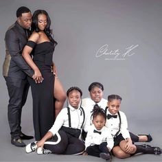 All Black Photoshoot, Black Family Photoshoot, Mommy Son Outfits, Black Photoshoot, Future Family Goals, Son Outfits, Couple With Baby