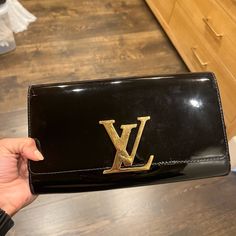 Clutched Used Louis Vuitton Bags, Vuitton Bag, Limited Time, Louis Vuitton Bag, Bag Lady, Louis Vuitton, Black, Color