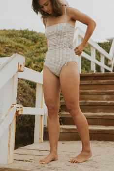 High Waisted Swim Bottoms, Modest Swimsuits, Modest Swimwear, High Waisted Swim, Cute Bathing Suits, Creation Couture, Cute Swimsuits, Mode Inspiration, Looks Vintage