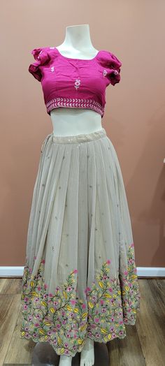 Georgette Crop Top Lehenga, Top Lehenga, Sequence Lehenga, Latest Sarees Online, Engagement Dress For Bride, Salwar Neck Designs, Crop Top Lehenga, Indian Bride Outfits, Anarkali Dress Pattern